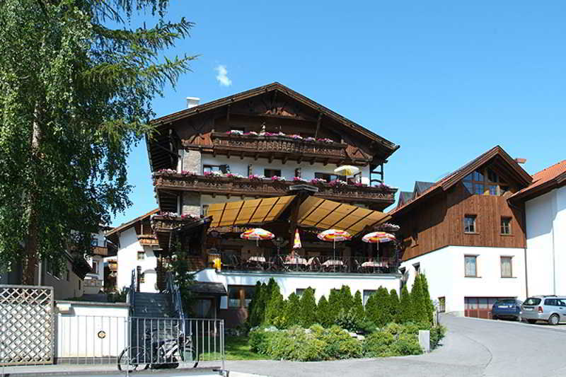 Hotel Tirolerhof Serfaus Bagian luar foto