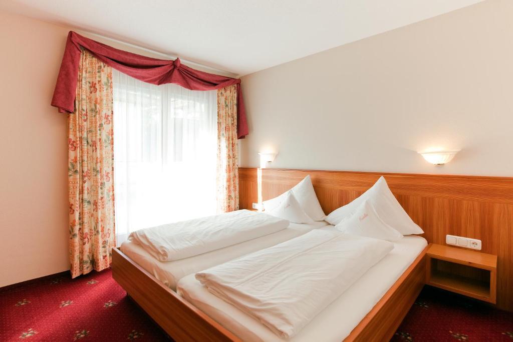 Hotel Tirolerhof Serfaus Ruang foto