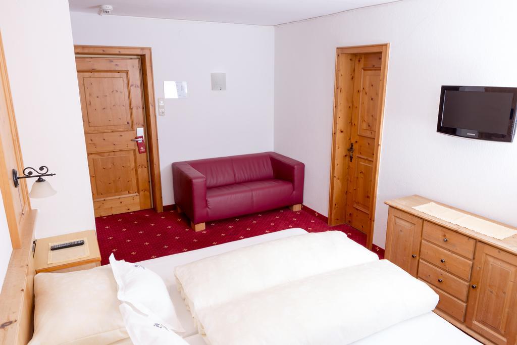 Hotel Tirolerhof Serfaus Bagian luar foto