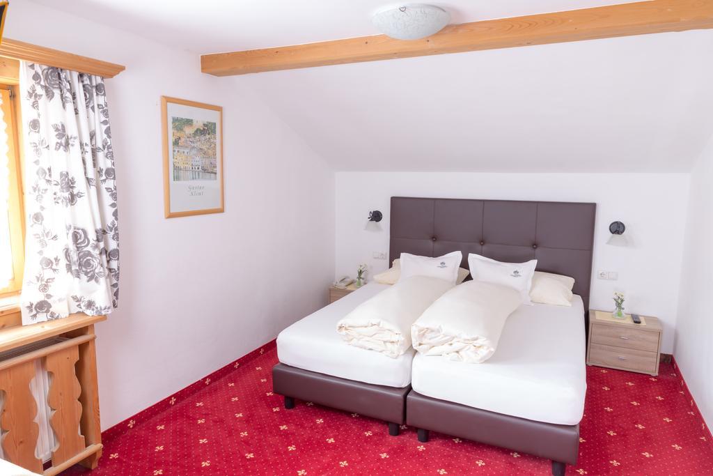 Hotel Tirolerhof Serfaus Bagian luar foto